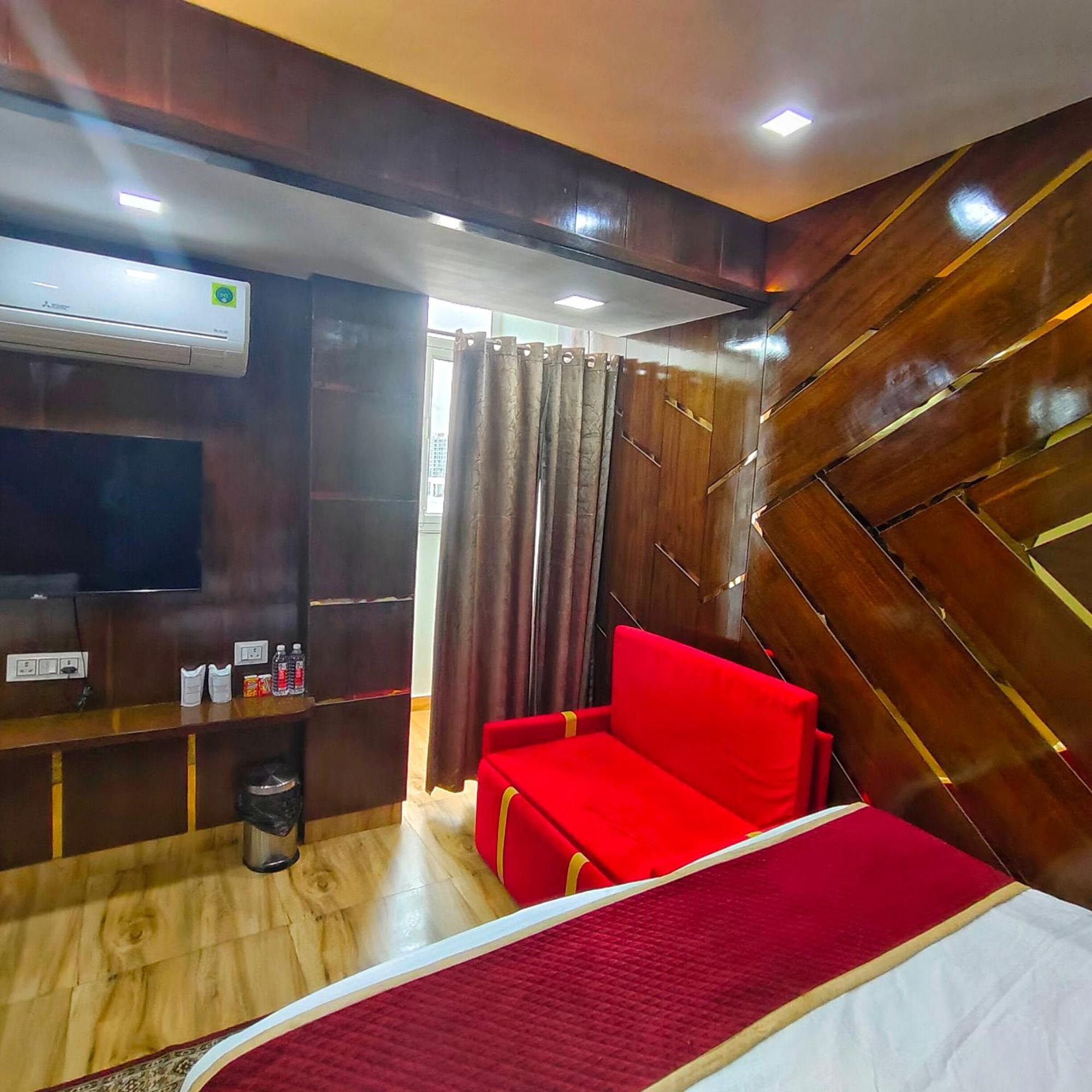 Rich Grand Hotel Агра Екстер'єр фото
