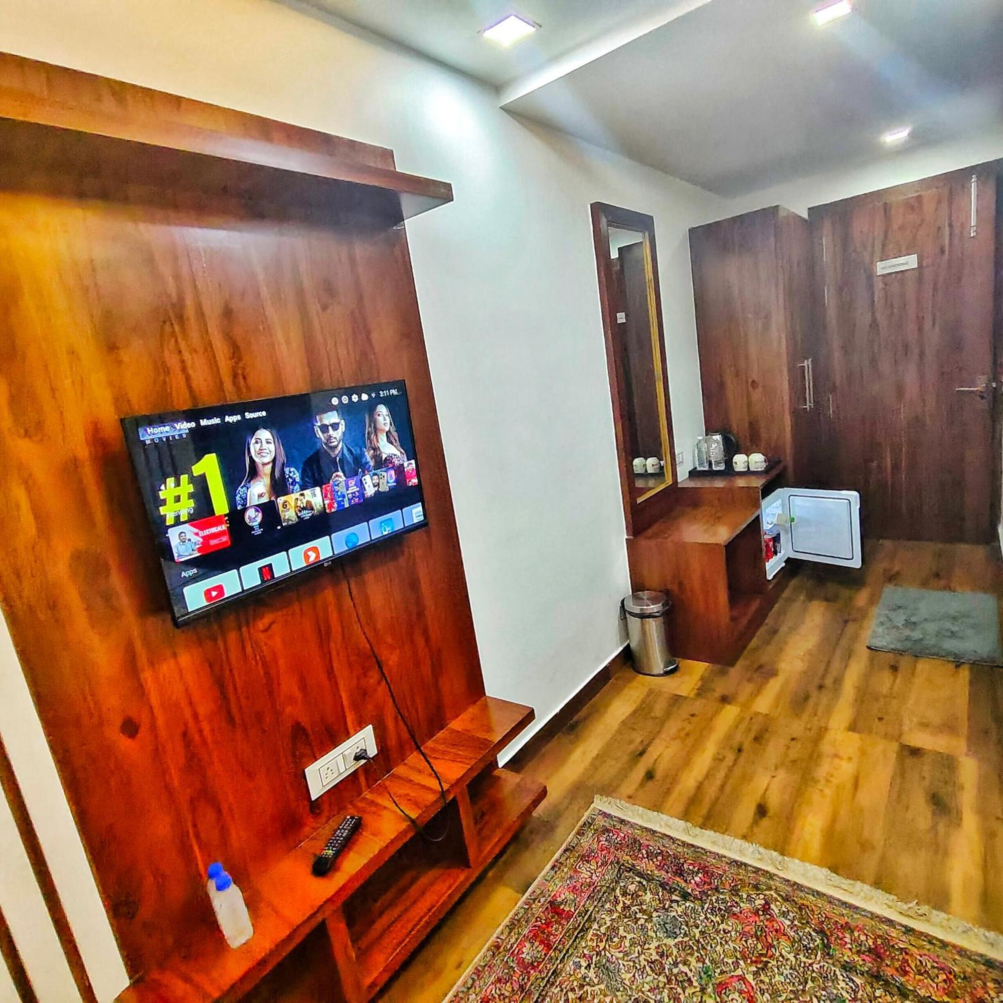 Rich Grand Hotel Агра Екстер'єр фото